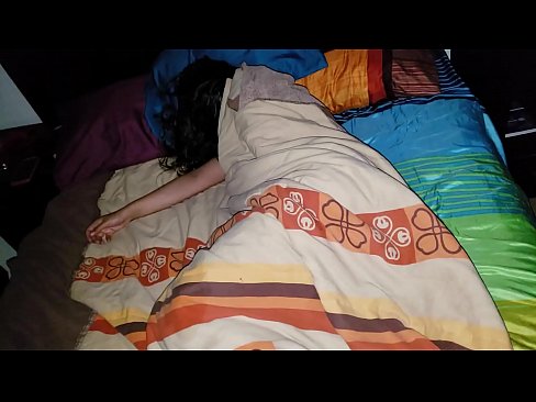 ❤️ Stiefsohn beschimpft seine junge Stiefmutter, während sie schläft. ☑ Porno bei porn de.teencumpot.ru ❌️